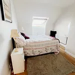 Dooneen House Semesterbostad *