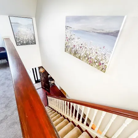 Dooneen House بيت للعطل *