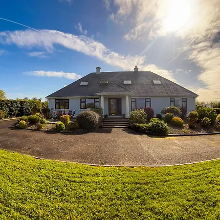 Holiday home Dooneen House Killarney